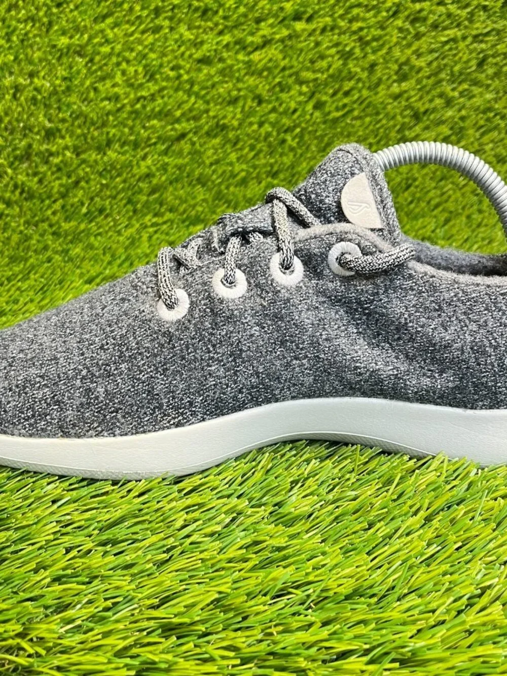 Allbirds Wool Runners Womens Size 9 Gray White‎ Athletic Walking Shoes Sneakers